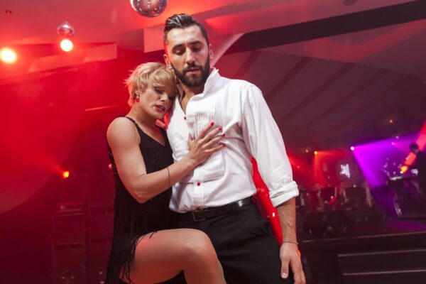 Delikatesy centrum ball