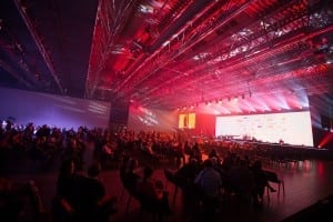 transmisja live warszawa