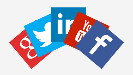 social-media w live streaming
